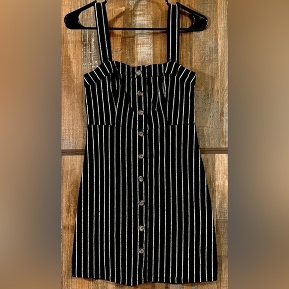 Hollister Dresses & Skirts - COPY - Hollister size xs dress